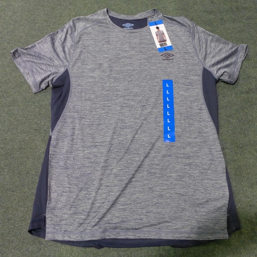 3036 - Quantity of men's blue Umbro tee's, mixed sizes *This lot is subject to VAT