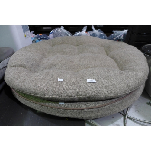 3086 - Kirkland Signature Orthopedic Pet Bed  (307-171) * This lot is subject to VAT