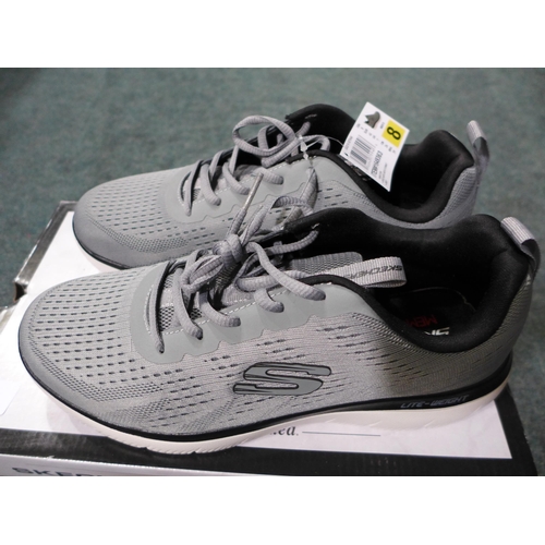 3200 - Men's grey Skechers trainers, UK size 7. *This lot is subject to VAT