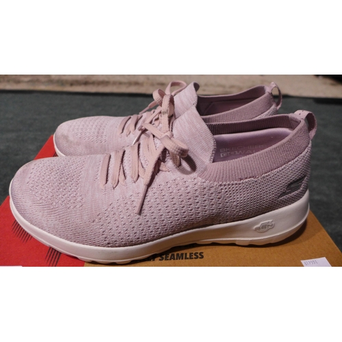 3229 - Women's pink Skechers trainers, UK size 4.5. *This lot is subject to VAT