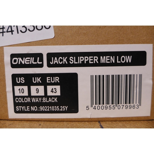 3241 - Men's black O'Neill flip flops, UK size 9. *This lot is subject to VAT