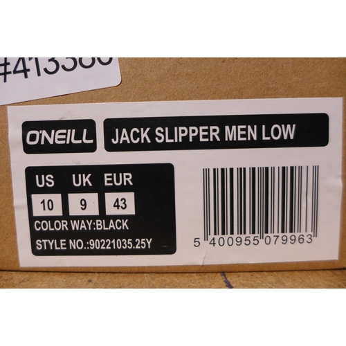 3247 - Men's black O'Neill flip flops, UK size 9. *This lot is subject to VAT