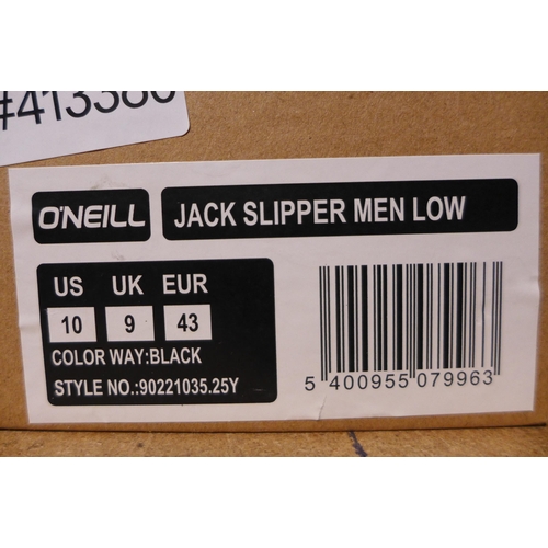 3249 - Men's black O'Neill flip flops, UK size 9. *This lot is subject to VAT