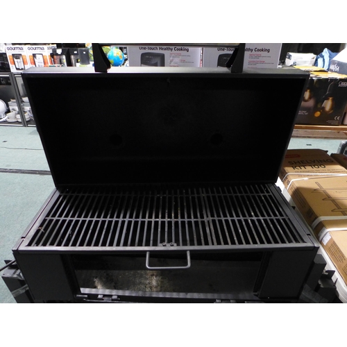 3284 - Masterbuilt Charcoal Barbecue Wagon with Cover (307-149) * This lot is subject to VAT