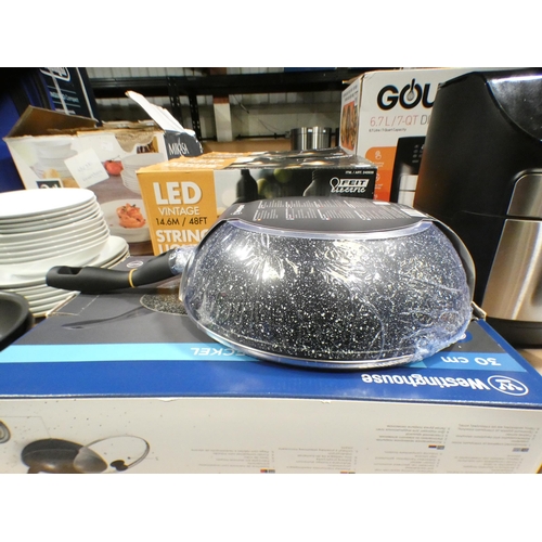 3301 - Westinghouse  Wok with glass lid (30cm) * This lot is subject to VAT (307-113)