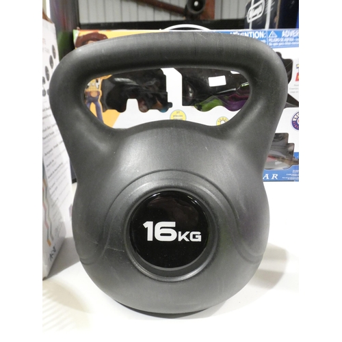 3311 - Bench Kettlebells (12kg and 16kg) (307-107,108) * This lot is subject to VAT