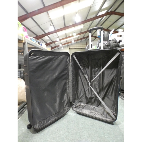 3323 - American Tourister Jetdriver Large Black Suitcase (307-84) * This lot is subject to VAT