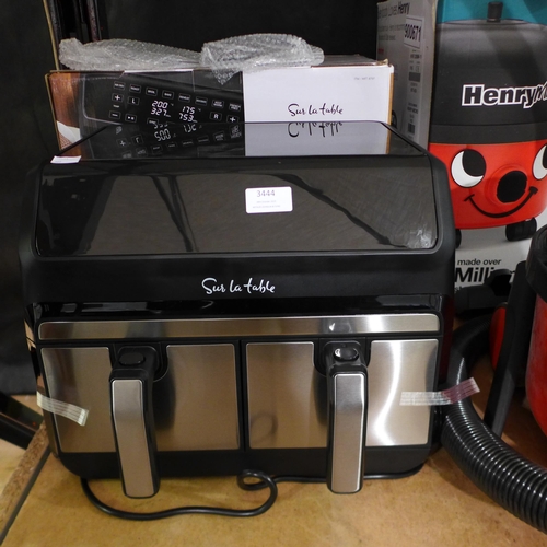 3444 - 3.8ltr Sur Table Air Fryer (307-45) * This lot is subject to VAT