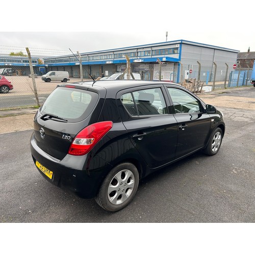 2386 - Hyundai I20 Comfort 5 door hatchback 2009 YF59 ORK 1396cc MOT June 24 -  Mileage 123355 - On view Fr... 