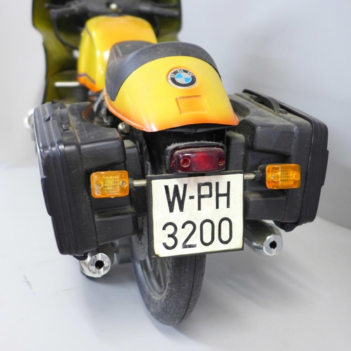 1298 - A Paya BMW R100RS motorbike, boxed