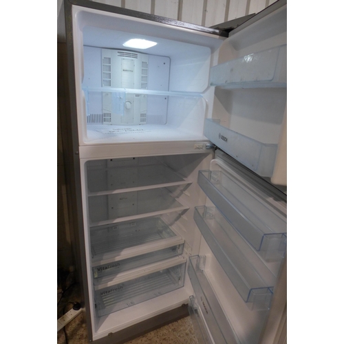 3004 - Bosch Silver Freestanding Fridge Freezer (model:- KDN64VL20N), original RRP £399.99 + VAT (306-265) ... 