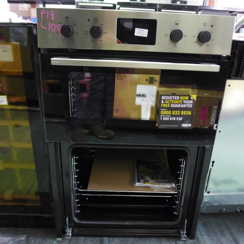 3119 - Zanussi Built In FanCook Double Oven (Damaged Door) (H888xW594xD568) - model no.:- ZKHNL3X1, origina... 