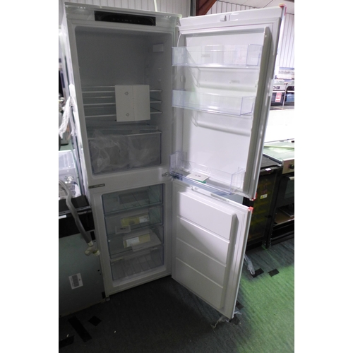 3122 - Zanussi 50/50 Fridge Freezer (Frost Free) (H1772xW548xD549) - model no:- ZNNN18FS5, original RRP £58... 