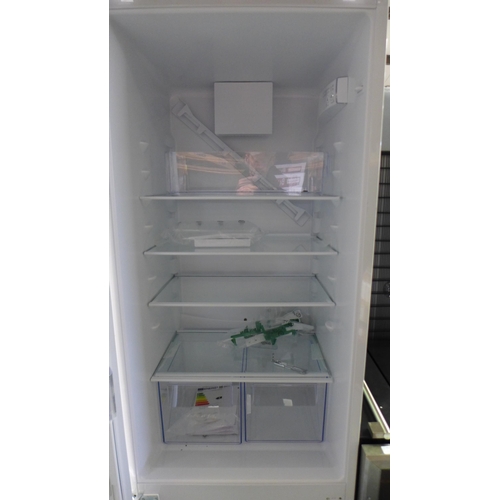 3129 - Zanussi 70/30 Fridge Freezer - Model: ZNFN18ES3 Low Frost (H1772xW546xD549), original RRP £557.50 in... 