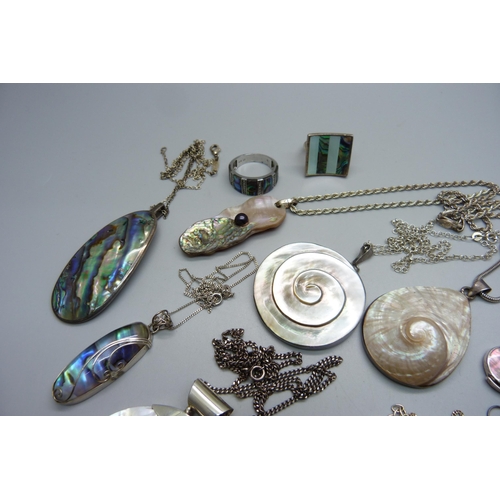 1019 - A collection of silver and abalone/mother of pearl jewellery, pendants with chains, two rings and ea... 