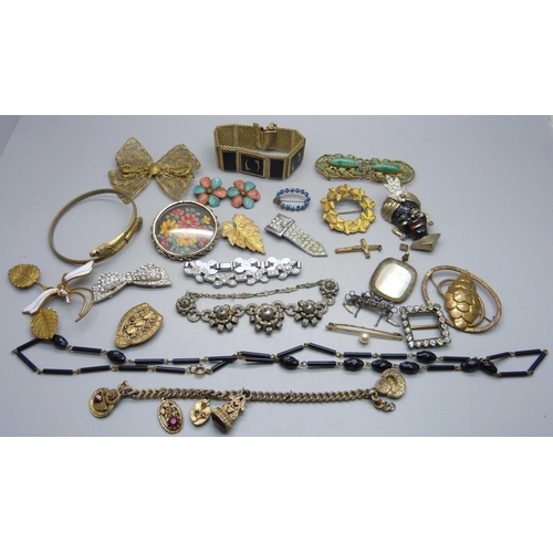 1049 - Vintage jewellery