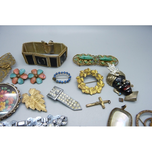 1049 - Vintage jewellery