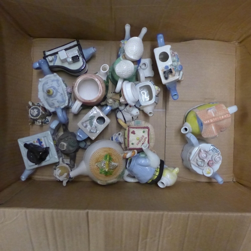 1120 - Two boxes of teapots, many novelty