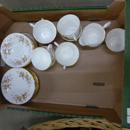 1126 - A Colclough tea set **PLEASE NOTE THIS LOT IS NOT ELIGIBLE FOR POSTING AND PACKING**