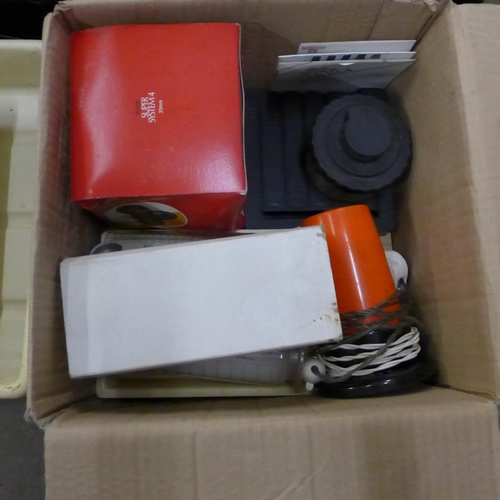 1127 - A photographic enlarger, Axomat 3, and dark room accessories **PLEASE NOTE THIS LOT IS NOT ELIGIBLE ... 