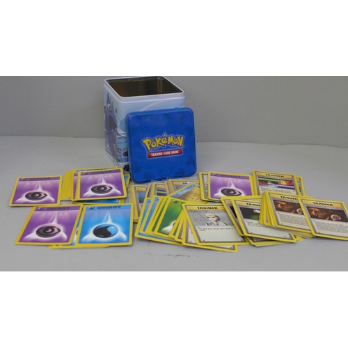 647 - 240 Vintage Pokemon cards in collectors tin