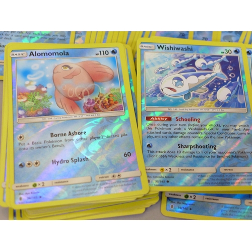 658 - 260 Reverse holographic Pokemon cards, 2017, Evolving Skies