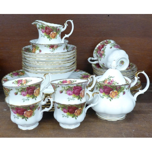 700 - Royal Albert Old Country Roses china, six cups, saucers, side plates, cream, suar, small teapot, eig... 