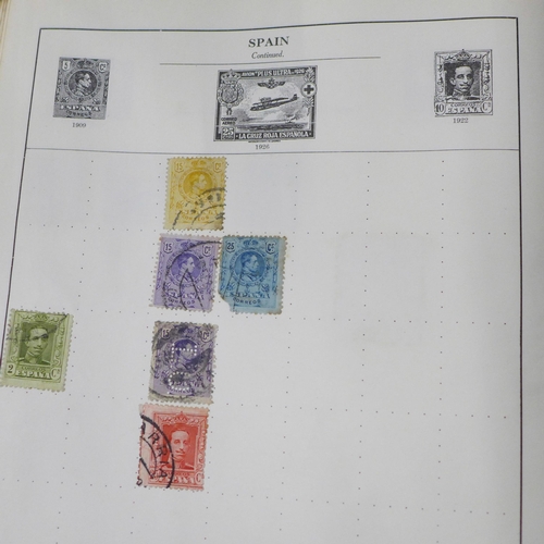 719 - An album of stamps, loose stamps and a banknote