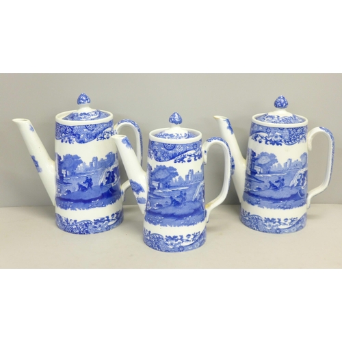 760 - Three Copeland Spode blue and white water jugs, one lid a/f