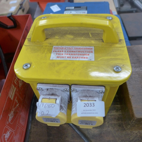 2033 - An Oypla 110v 3.3kVa transformer with two 16a sockets * This lot is subject to VAT