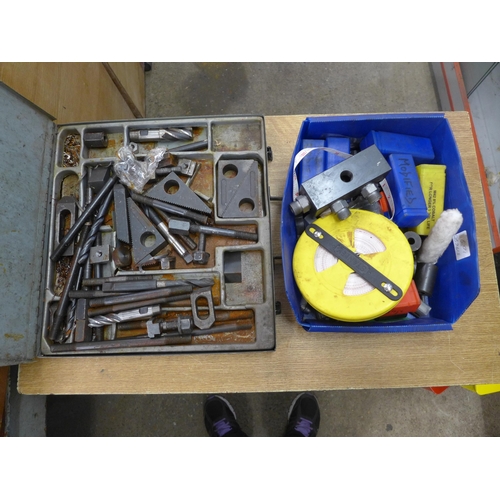 2055 - A tray of milling tools and a case of milling tools * This lot is subject to VAT