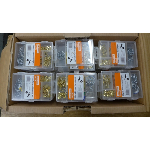 2062 - Homebase picture hanging kits