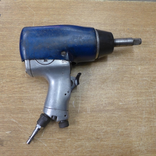 2077 - 2 Air nibblers, one air shears and an air impact driver