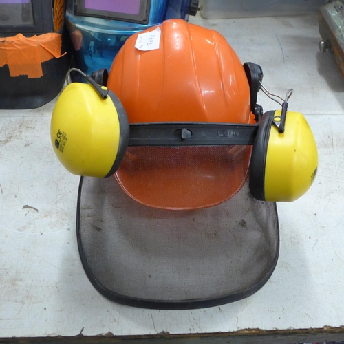 2078 - 2 Welding masks and chainsaw safety helmet