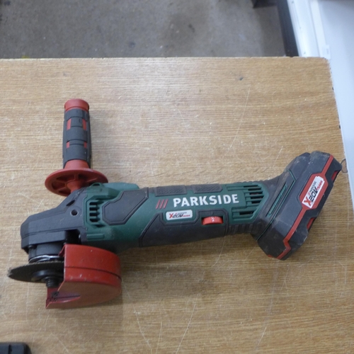 2081 - A Parkside cordless angel grinder and Ferrex hedge cutter and a transformer - transformer failed ele... 