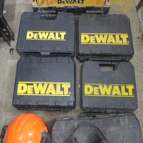 2094 - 5 DeWalt tool cases, a DeWalt radio and a JSP chainsaw safety helmet