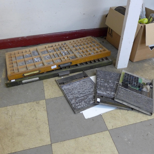 367 - Two Victorian pine printer's trays, one with metal type and three metal printers trays with type