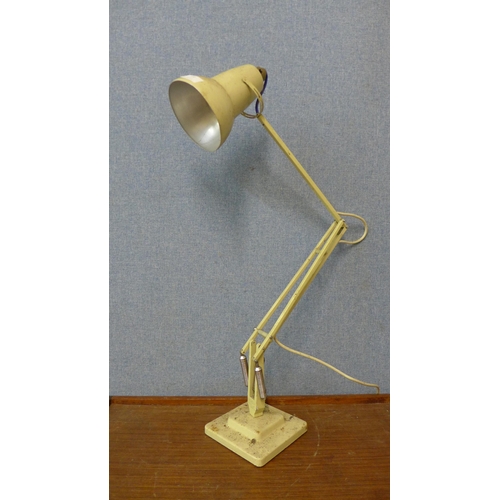 370 - A Herbert & Terry & Sons Ltd. cream metal anglepoise desk lamp