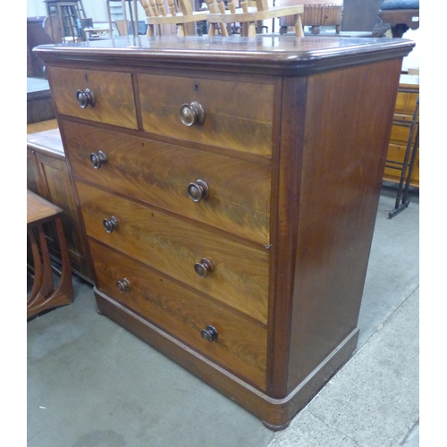 90 - A Victorian mahogany chest of drawers