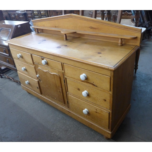 97 - A Victorian Lincolnshire pine dresser