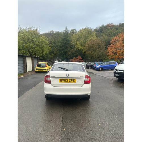 2551 - Skoda Rapid E TDI 2013 5 door hatchback HV63 ZPE 1598cc Diesel -MOT 24.10.24 *** Note Category S Ins... 