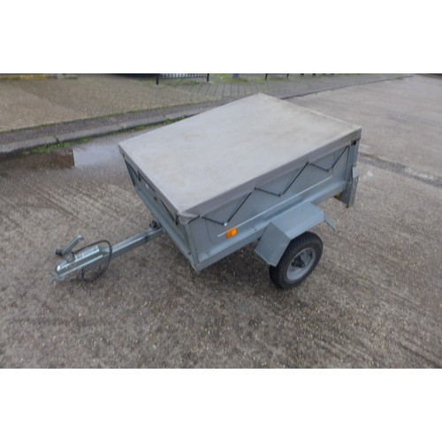 2546 - A 90cm/110cm galvanized steel trailer with cover and mudguards On view Friday 9.30-4.45 and from 9.0... 