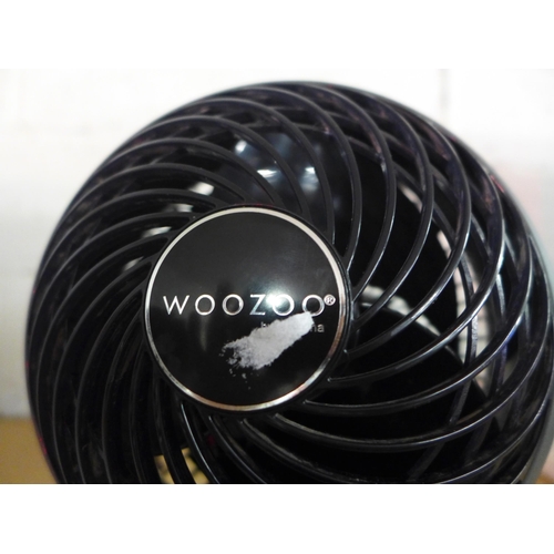 2170 - A Woozoo desk fan