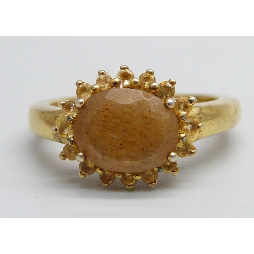 1054 - A silver gilt, pink moonstone and citrine cluster ring, S