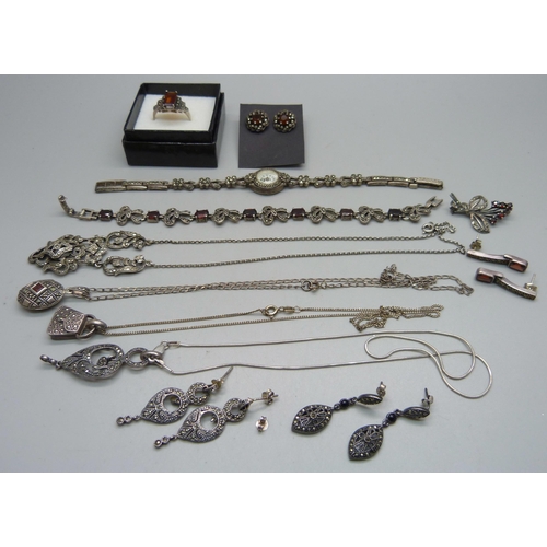 1061 - A collection of silver and marcasite jewellery