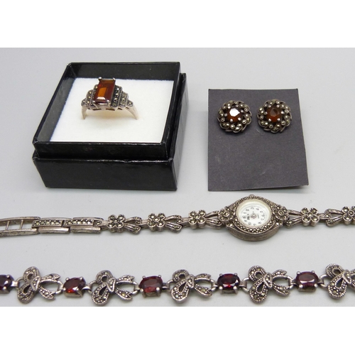 1061 - A collection of silver and marcasite jewellery