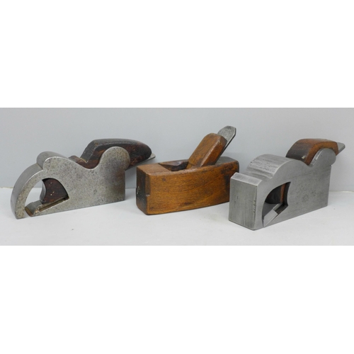 645 - Three bullnose woodwork planes, two metal, one by Preston (Edward)