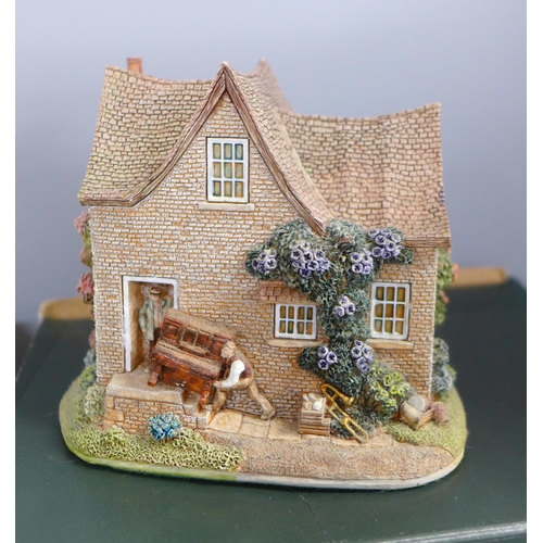 776 - Four Lilliput Lane houses, The Right Note, Traveller's Rest, Bookshop and Haberdashery, boxed