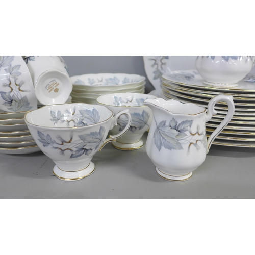 795 - A Royal Albert silver maple teaset and dinnerwares **PLEASE NOTE THIS LOT IS NOT ELIGIBLE FOR POSTIN... 