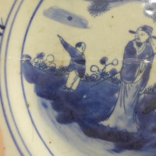 800 - Three items of Chinese blue and white porcelain; two plates and a dish, two a/f